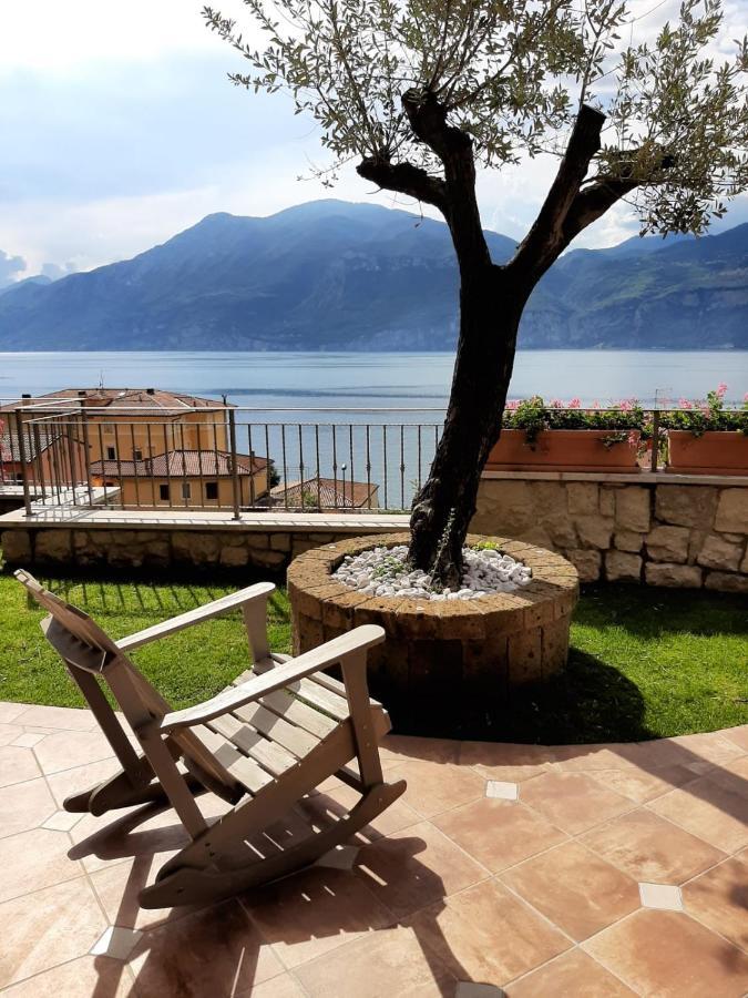 Bmp Apartment Deluxe 1 Jacuzzi Riscaldata Privata Vista Lago Di Garda Brenzone sul Garda Exteriör bild