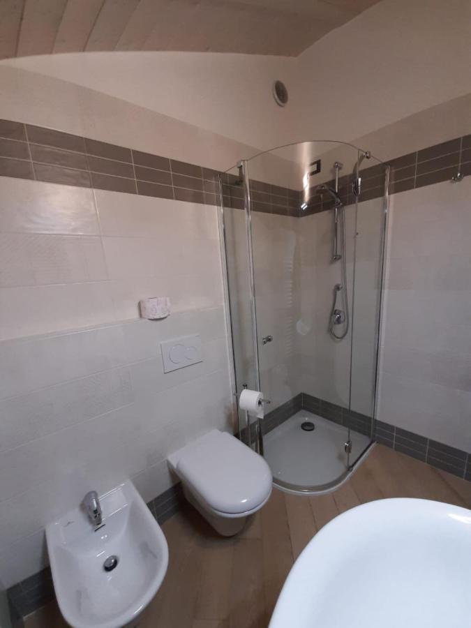 Bmp Apartment Deluxe 1 Jacuzzi Riscaldata Privata Vista Lago Di Garda Brenzone sul Garda Exteriör bild
