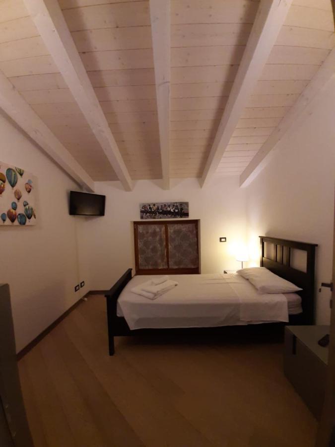 Bmp Apartment Deluxe 1 Jacuzzi Riscaldata Privata Vista Lago Di Garda Brenzone sul Garda Exteriör bild